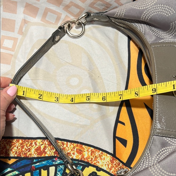 Coach Ashley Dotted Op Art Convertible Hobo Bag - F20031 - Picture 12 of 13